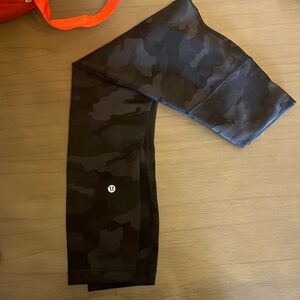 Wunder Train Contour Fit High-Rise Tight 23’